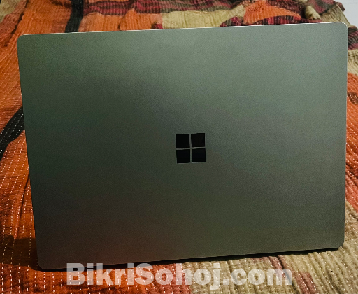 Microsoft surface laptop